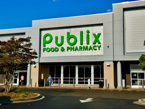 Publix confirms another Louisville-area store at Blankenbaker Plaza, expanding its East End footprint