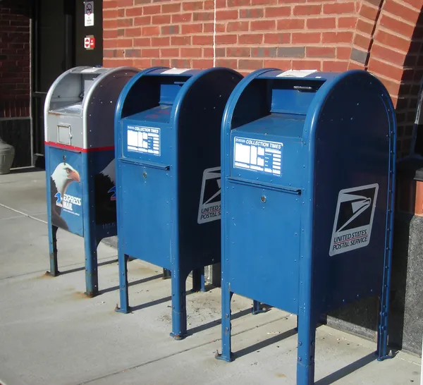 South Louisville mail interruptions extend beyond a week, prompting USPS safety guidance and customer pickup lines