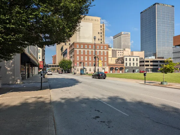 Downtown Louisville intersection shifts from traffic lights to stop signs amid broader corridor redesign trial