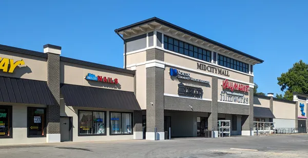 Developers outline Mid City Mall redevelopment concept, including new grocery store, library building and fewer parking spaces